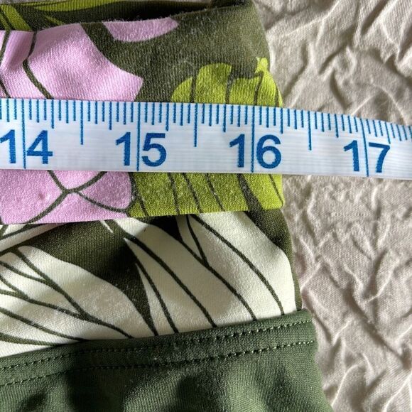 The C Collection By Christina Womens Swimsuit Skirt‎ Stretch Green Size Medium - Picture 6 of 7